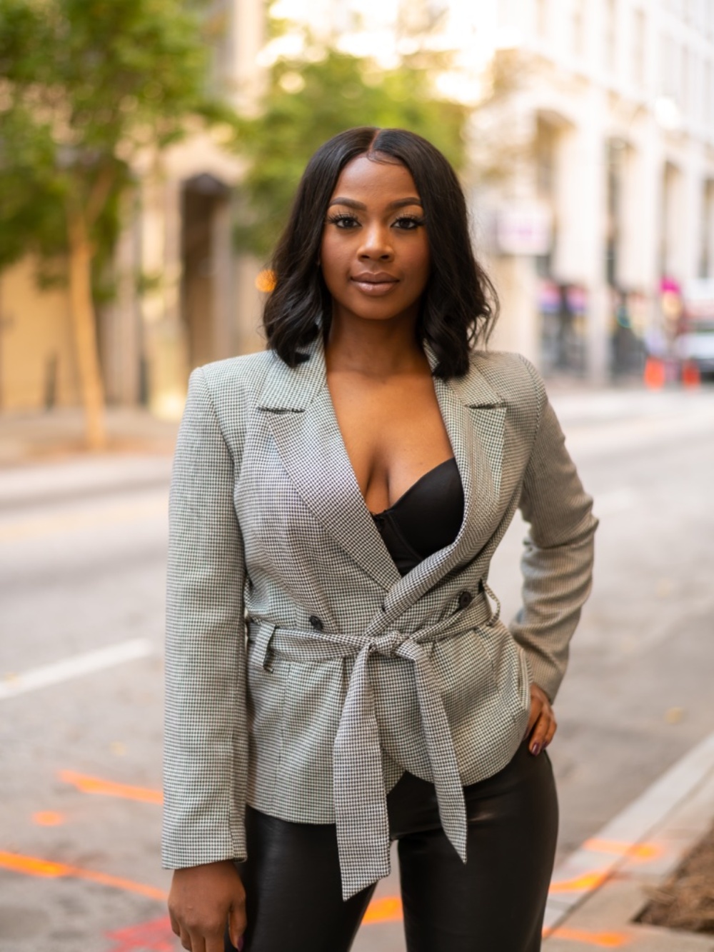 Moda Spiegel Houndstooth Belted Blazer - Picture 5 of 11